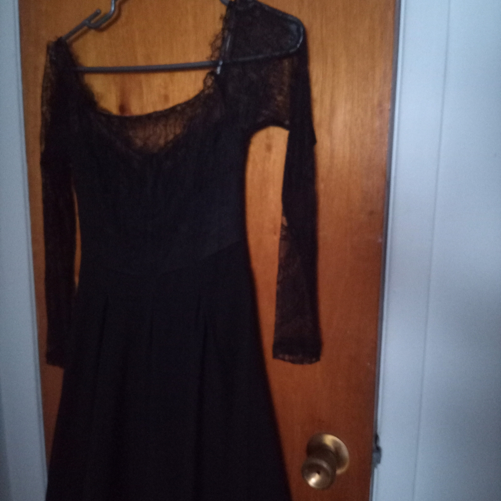 Revamped Black Lace Long Sleeve Dress